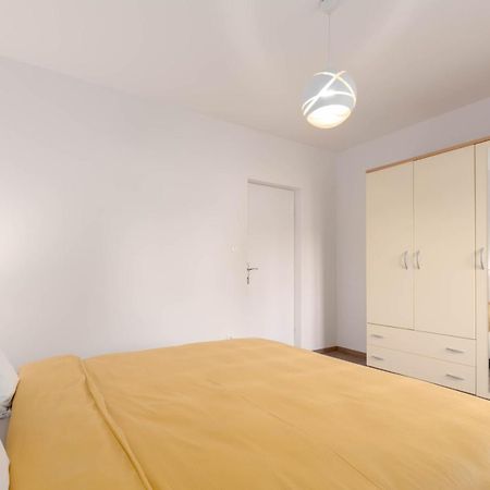 Newly Renovated Holiday Apartment Sirius Porec Exterior photo